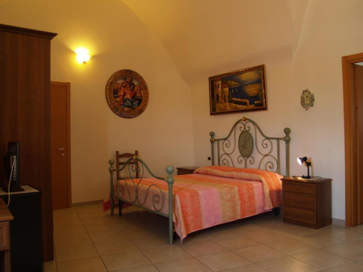 Sogni D'Oro Bed and Breakfast Grottaglie Exteriör bild